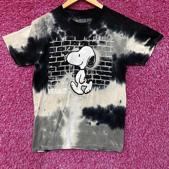 Peanuts Snoopy Wall Tie Dye T-Shirt Small - Picture 1 of 4